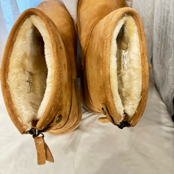 Bjorndal Shearling “Josie”Fringe Boots New Condition Leather upper Size 8 Bootie - Picture 2 of 5